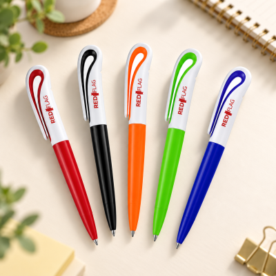 Cinco canetas coloridas com design moderno e texto RED FLAG