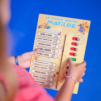 Quadro semanal de tarefas personalizado com nome Matilde e personagens Winnie the Pooh