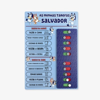 Quadro de tarefas infantil azul com lista e controle com deslizes coloridos