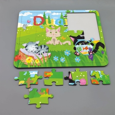 Puzzle infantil com ilustração de gatos e texto Duo