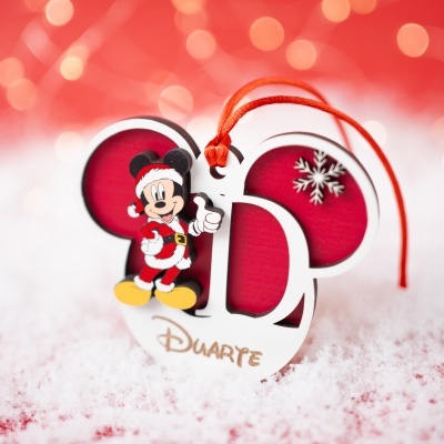 Enfeite de Natal com a personagem Mickey Mouse vestido de Pai Natal