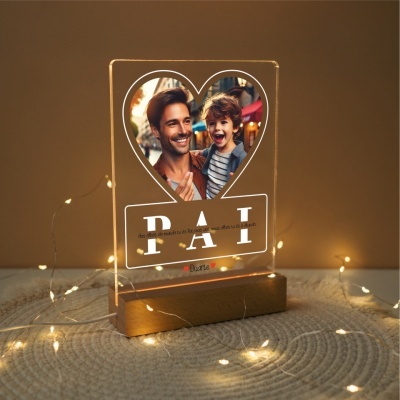 Luminária acrílica com foto e texto personalizado para o dia do pai