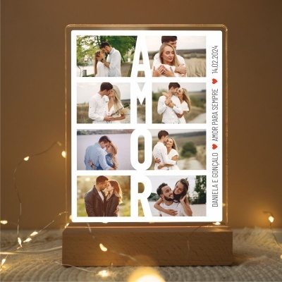 Luminária acrílica personalizada com fotos e texto romântico em base de madeira