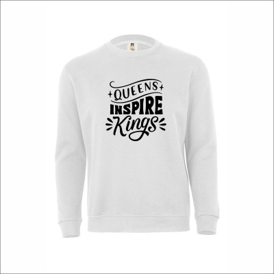 Sweatshirt branca com texto preto QUEENS INSPIRE KINGS