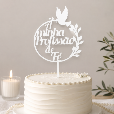 Topo de bolo branco com frase em acrílico A minha Profissão de Fé e decoração de folhas e pomba