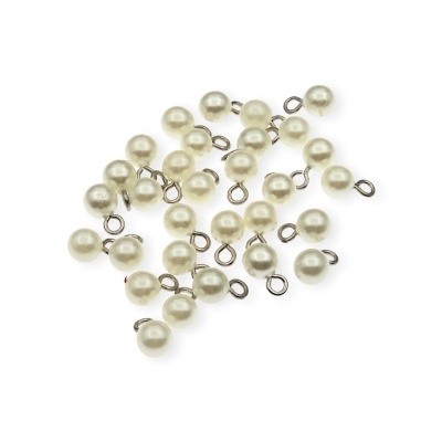 Conjunto de pérolas artificiais com argolas metálicas
