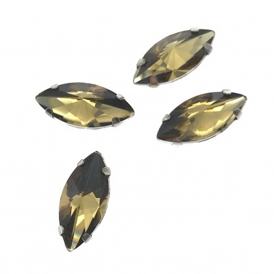 Pedras preciosas marquise amarelas com engaste metálico