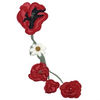 Aplique de tecido bordado com flores vermelhas e branca