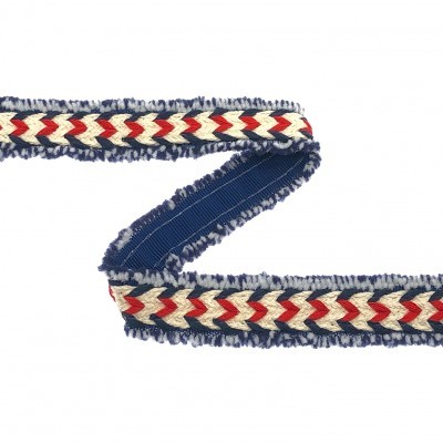 Fita decorativa de tecido com padrão zig-zag e bordas desfiadas