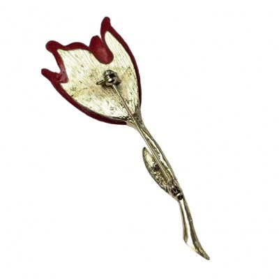 Alfinete de lapela em forma de flor vermelho e dourado visto de trás