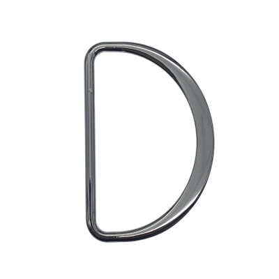 Argola metálica em forma de D prateada