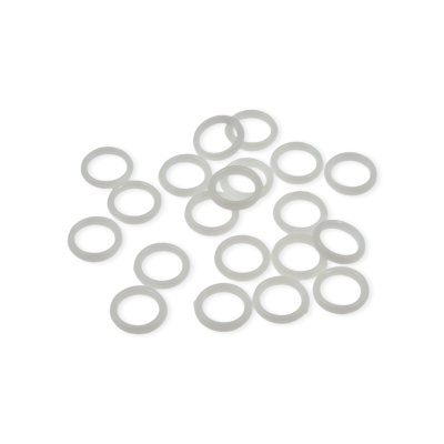 Anéis brancos de borracha ou silicone sobre fundo branco