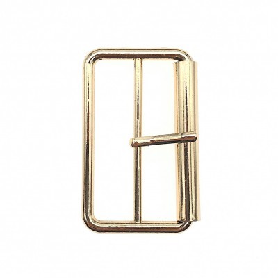 Fivela metálica dourada retangular com barra central e pino