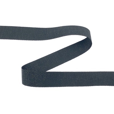 Fita de tecido preta com textura fina e aspecto ligeiramente elástico