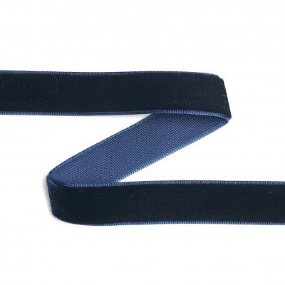Fita de veludo azul escuro com verso azul claro