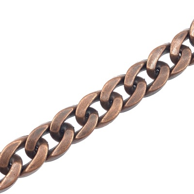 Corrente de elos largos em metal bronze envelhecido