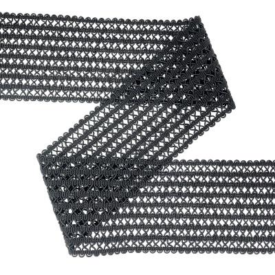 Faixa decorativa preta com padrão entrelaçado e textura vazada