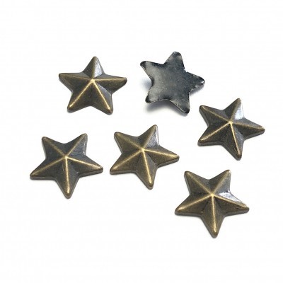 Estrelas decorativas de metal envelhecido