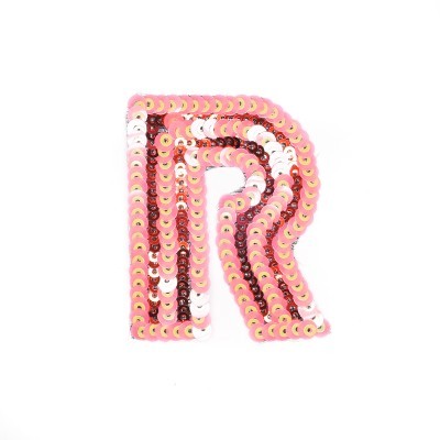 Aplicação letra R com lantejoulas coloridas