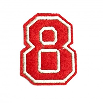 Patch bordado vermelho com número 8 branco