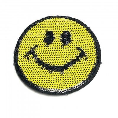 Aplique redondo smiley amarelo com lantejoulas pretas e borda preta