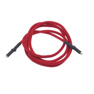 Cabo USB-C vermelho com revestimento texturizado e extremidades pretas