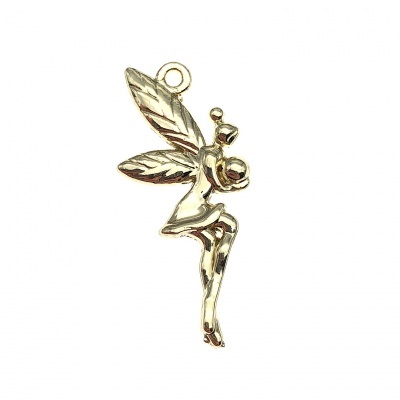 Pendente em forma de fada dourada com asas detalhadas