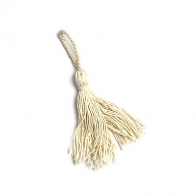 Borla de algodão cru com argola para pendurar
