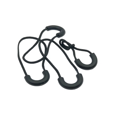 Corda elástica preta com três ganchos de borracha