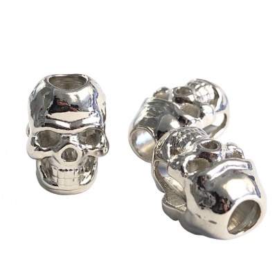 Contas metálicas em forma de caveira prateada com perfuração para cordão