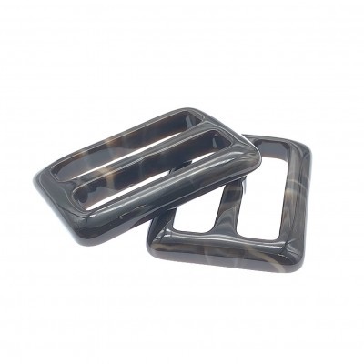 Duas fivelas retangulares em plástico marmorizado castanho e preto