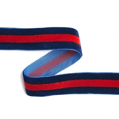 Fita elástica azul escuro e vermelha com riscas largas