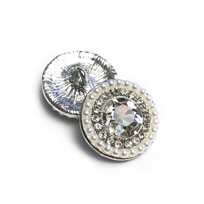 Botão decorativo redondo com cristais e pérolas