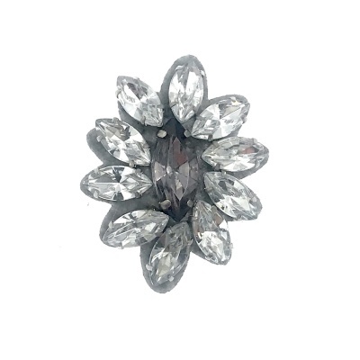 Broche ou anel com pedras translúcidas e facetadas em forma de navete