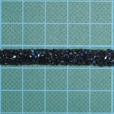 Faixa de resistência elástica preta com textura rugosa