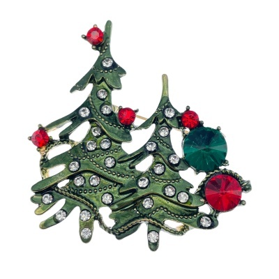 Broche com árvores de Natal verdes e pedras coloridas