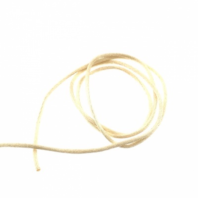 Cordão branco de tecido fino