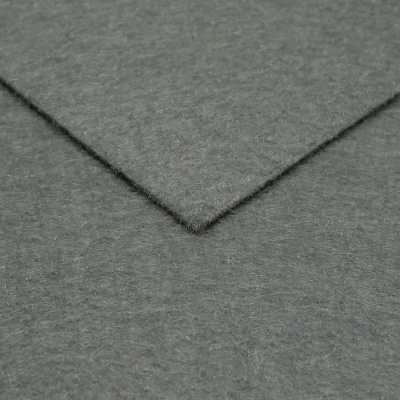 Tecido cinzento de feltro com textura felpuda