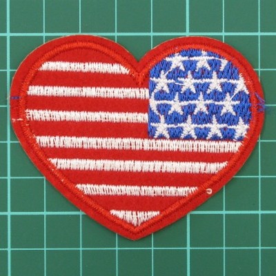 Patch bordado coração com bandeira dos EUA