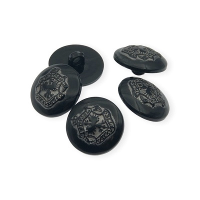 Botões preto com gravação em relevo