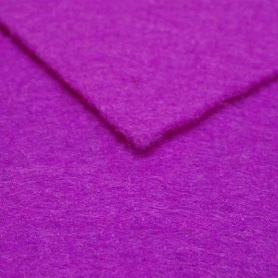 Tecido de feltro roxo com textura macia