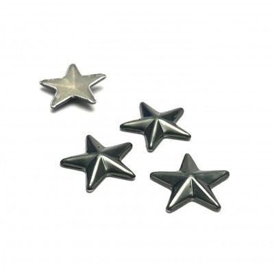 Quatro estrelas metálicas cinza escuro com acabamento brilhante