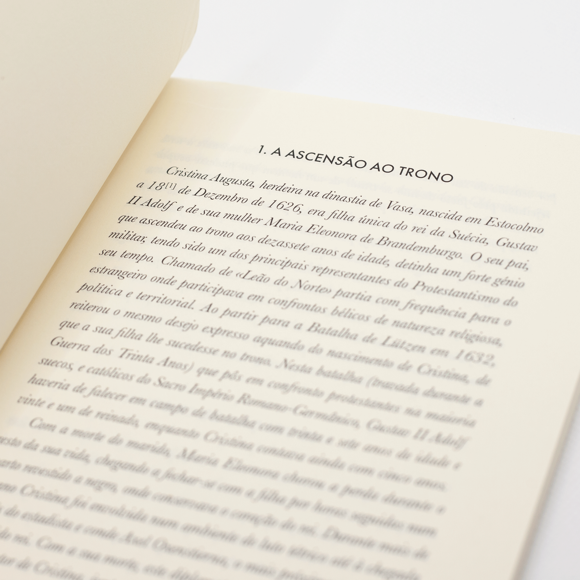 Máximas Página de livro aberta com texto em português, título do capítulo em maiúsculas.