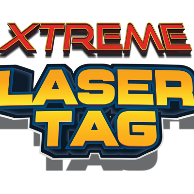 Logotipo com texto XTREME em vermelho e LASER TAG em amarelo sobre fundo preto