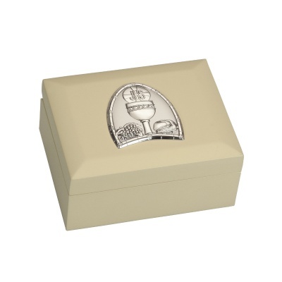 Caixa creme com aplicação metálica prateada com cálice, pão e uvas