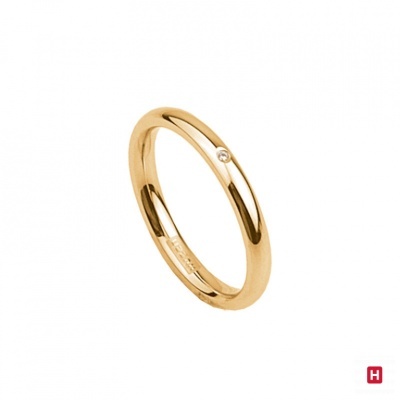 Anel dourado liso com brilhante e logotipo H vermelho