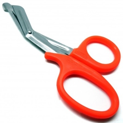 tesoura com pega de plástico laranja e lâminas metálicas