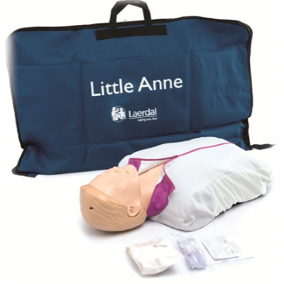 Manequim para treino de reanimação com saco de transporte e acessórios
