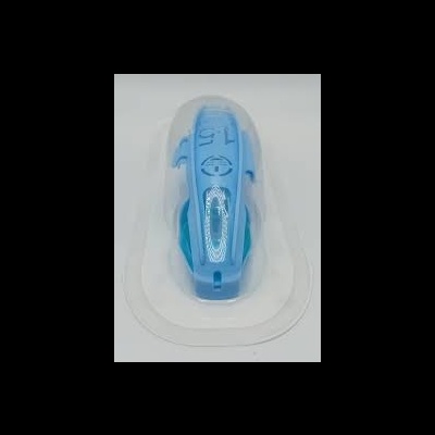 Aparelho de barbear azul em blister transparente