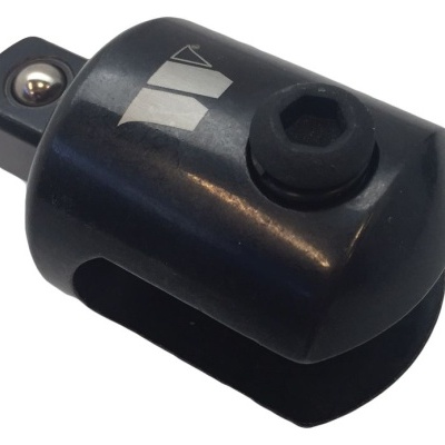 Adaptador de soquete preto em metal com parafuso e logotipo branco